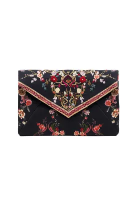 ENVELOPE CLUTCH A GIRL LIKE YOU