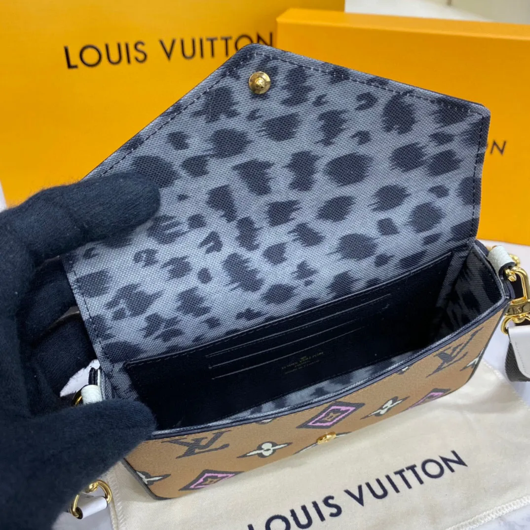 Louis Vuitton Felicie Strap and go Bag