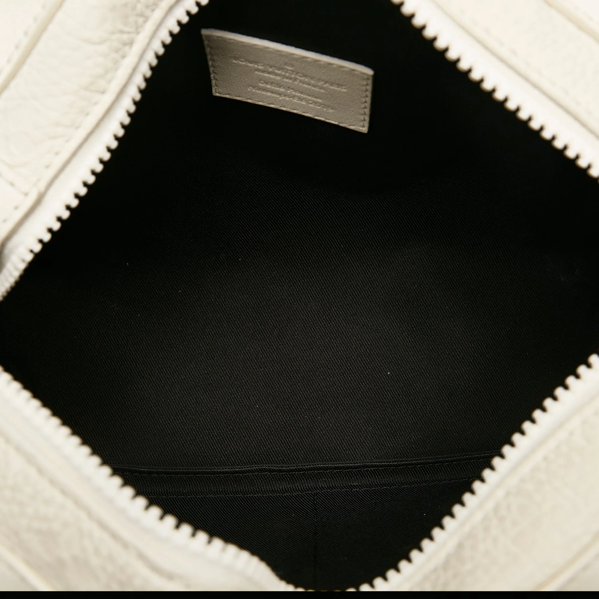 Trendy Inspired Louis Vuitton Soft Trunk White Taurillon