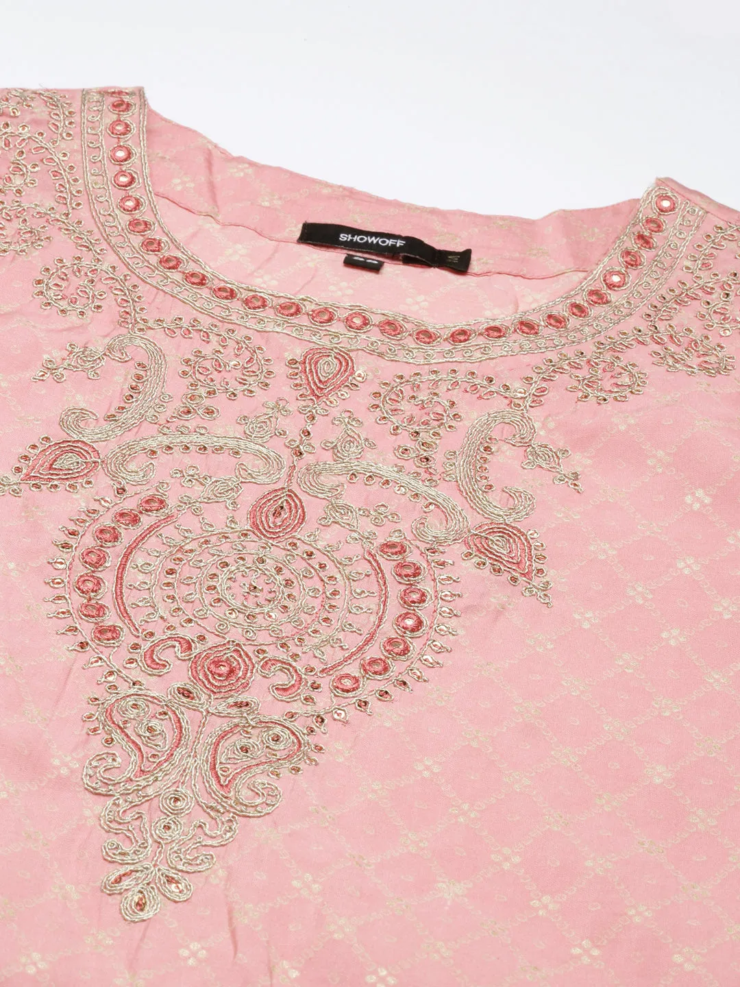 Women Pink Geometrical Kurta Set